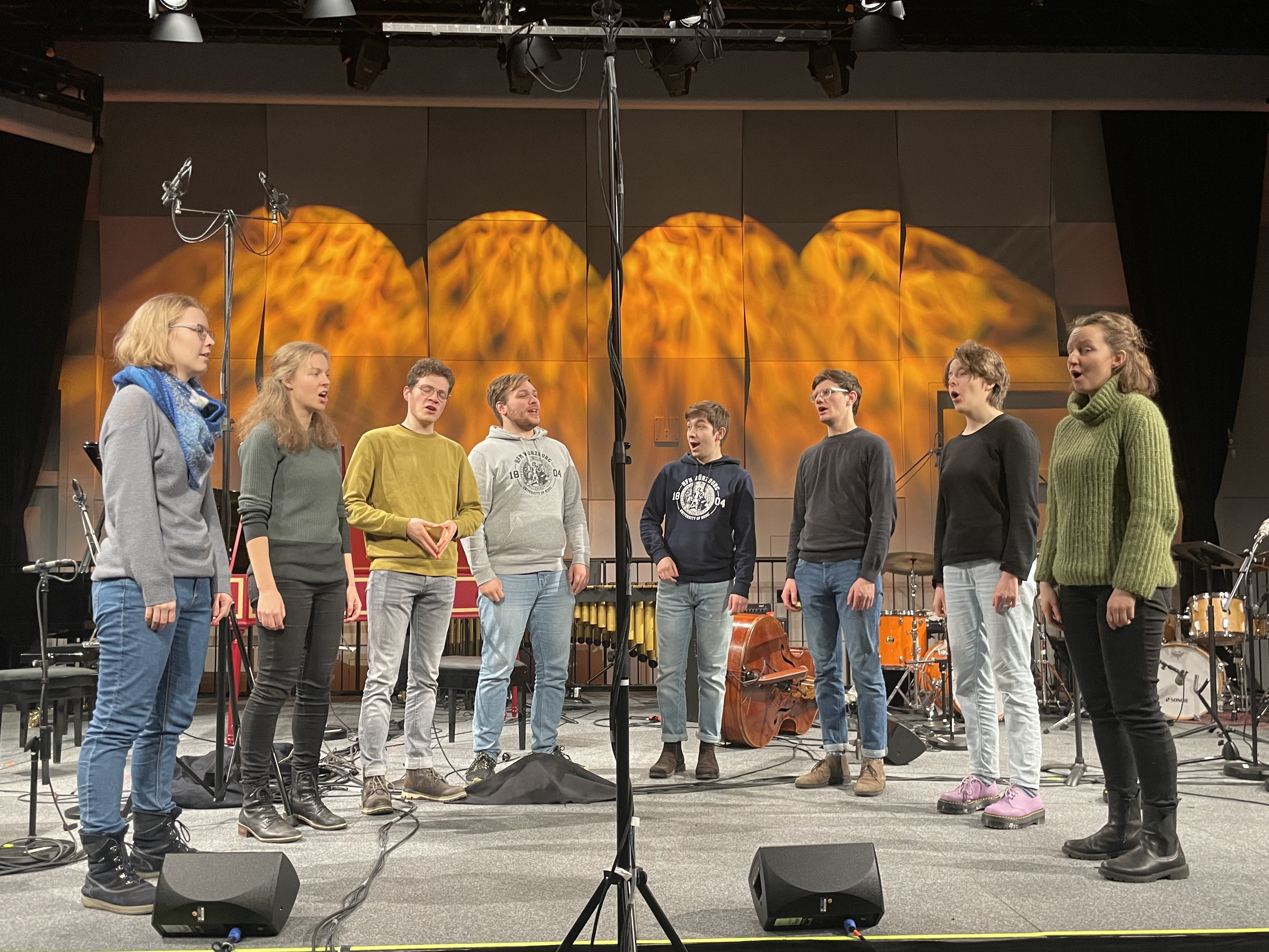Ensemble le chant trouvé beim Soundcheck für das Gemeinschaftskonzert der bayerischen Muskhochschulen, Jan. 25